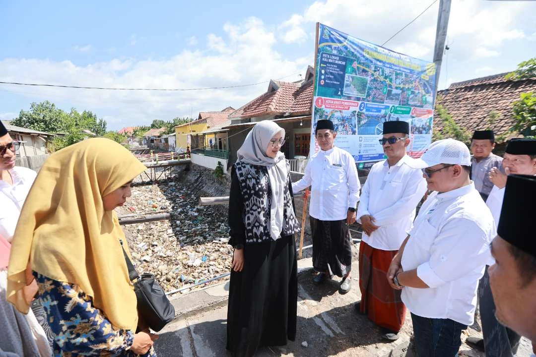 Pemkab Banyuwangi Siapkan Langkah Terpadu Tangani Sampah di Sungai Kalimati Muncar di Banyuwangi