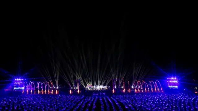 Perdana Digelar Malam Hari, Gandrung Sewu Glow In The Dark Berlangsung Meriah di Banyuwangi