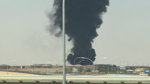 Puing Rudal Houthi Jatuh di Makkah dan Jeddah