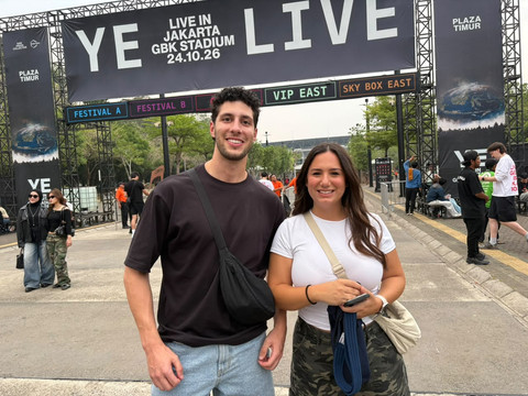 Tak Mampir ke Australia, Fans Rela Terbang ke Jakarta untuk Nonton Kanye West