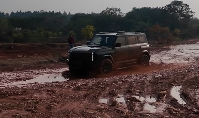 Tes J6T CSH di Markas Chery China, Diajak Power Slide di Jalur Off-Road