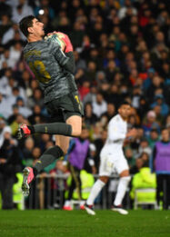 Thibaut Courtois Tuntut Real Madrid Tumbangkan Barcelona di El Clasico