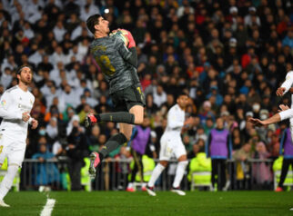 Thibaut Courtois Tuntut Real Madrid Tumbangkan Barcelona di El Clasico