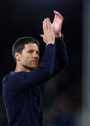 Xabi Alonso Menuntut Perbaikan Setelah Chelsea Tumbang dari Tottenham